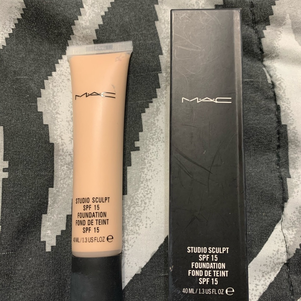 MAC Base